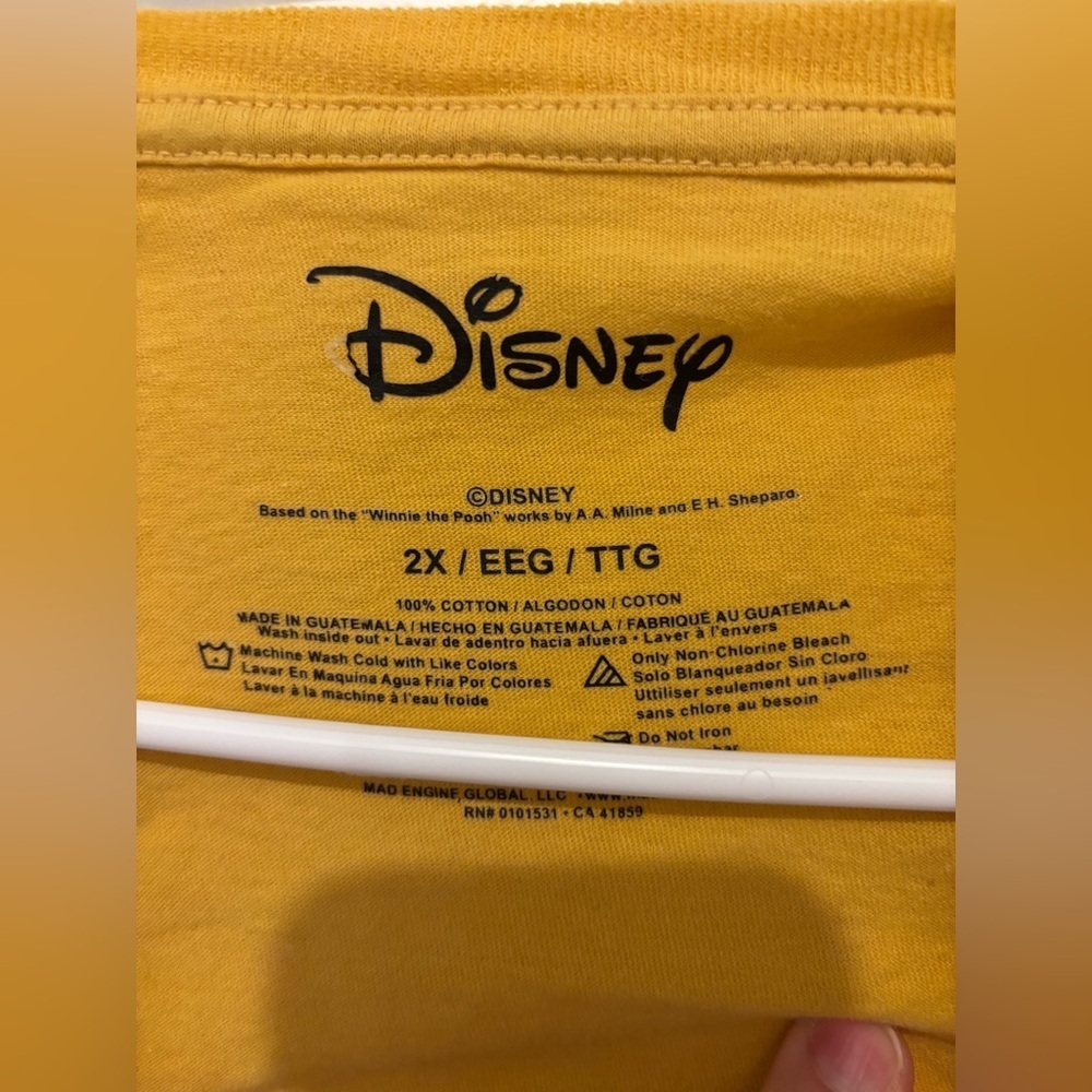 Disney Pooh and Piglet women’s tshirt - Picture 2 of 3